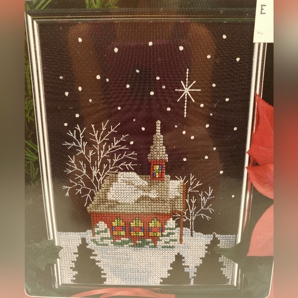 Designs For The Needle CHURCH Counted Cross Stitch Kit Winter Scene Snow #1885. - Picture 2 of 4